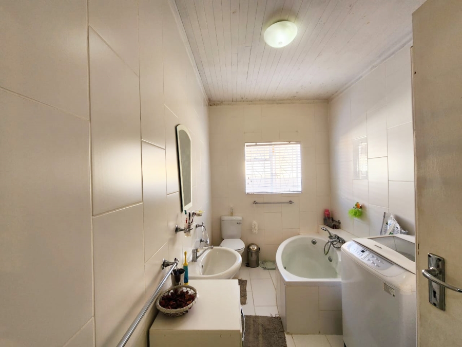 3 Bedroom Property for Sale in Riebeeckstad Free State